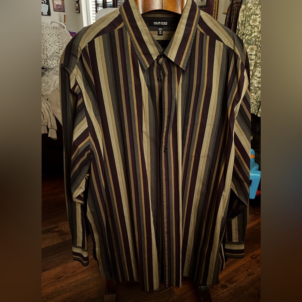 Mens Murano shirt sz.4XL worn very little.No rips, holes, stains.Smoke free home